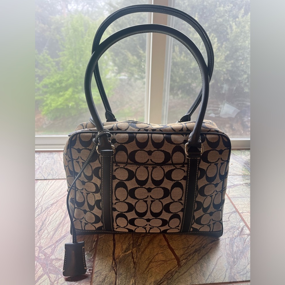Coach Black and Cream/gray Signature shoulder bag VINTAGE 2002